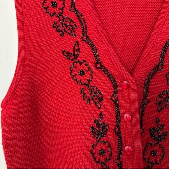 Alfred Dunner Sweater Vest Holiday Red with Black Beads Acrylic & Wool Size PL - Picture 3 of 7